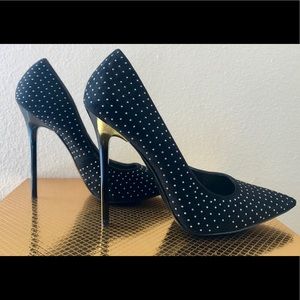Zara Woman pointed pumps with silver studs.